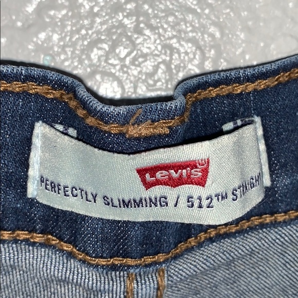 Levi Perfectly Slimming/ 512 Straight Leg Jeans - Picture 2 of 12